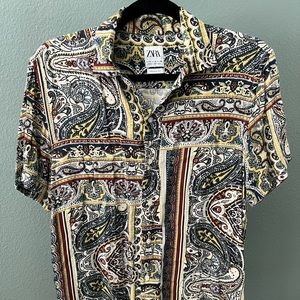 Zara Paisley Print Short Sleeve Button Down Men’s M